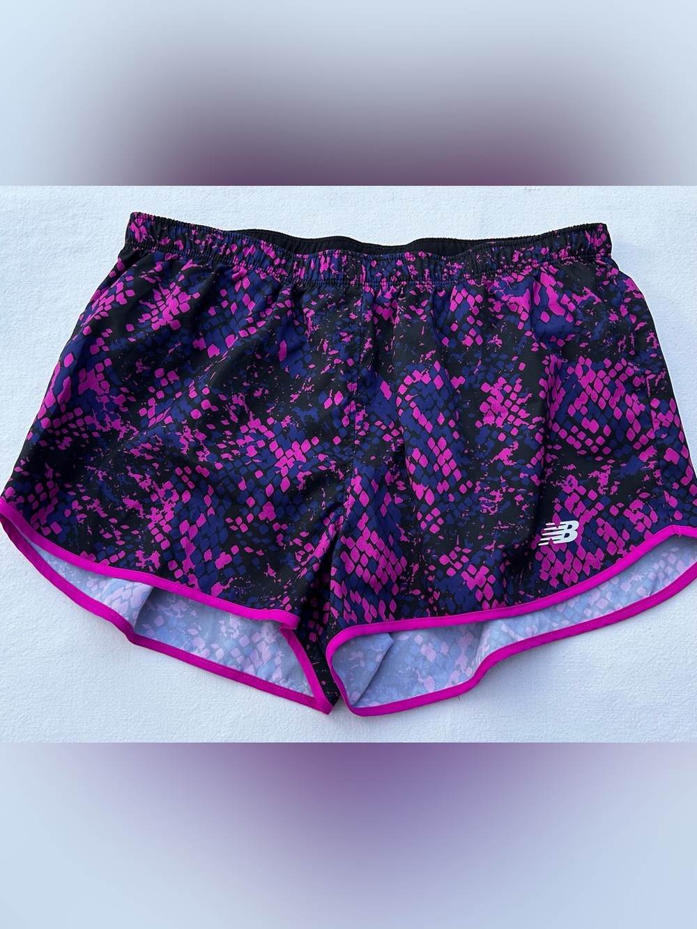 New Balance Women’s Black & Magenta Patterned Running Shorts